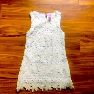 White sleeveless Girls dress